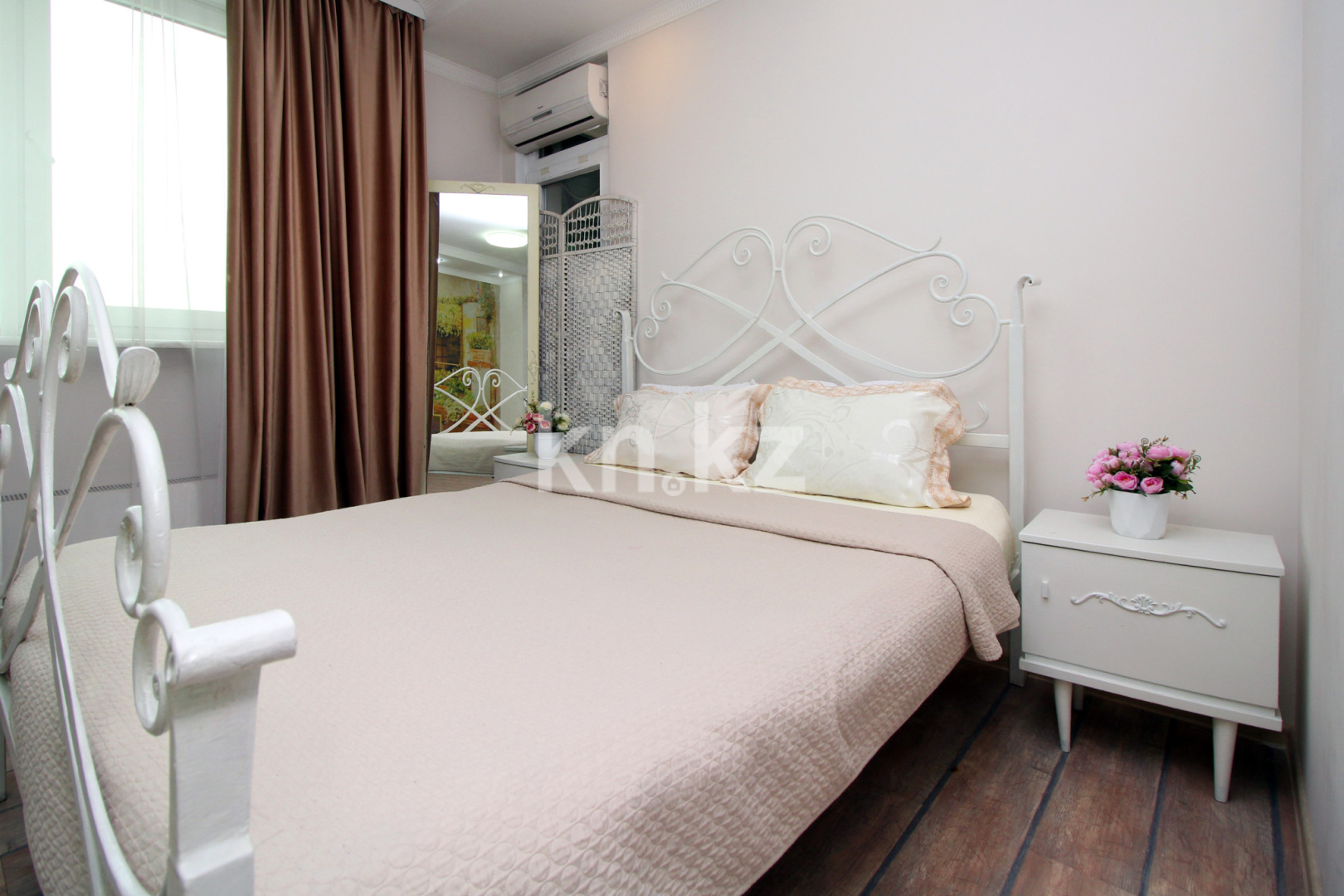 Аренда 1-комнатной квартиры посуточно, 50 м², ул. Хусаинова, дом  225 - ул. Розыбакиева - Аренда  однокомнатных квартир посуточно в Алматы фото 4 из 22