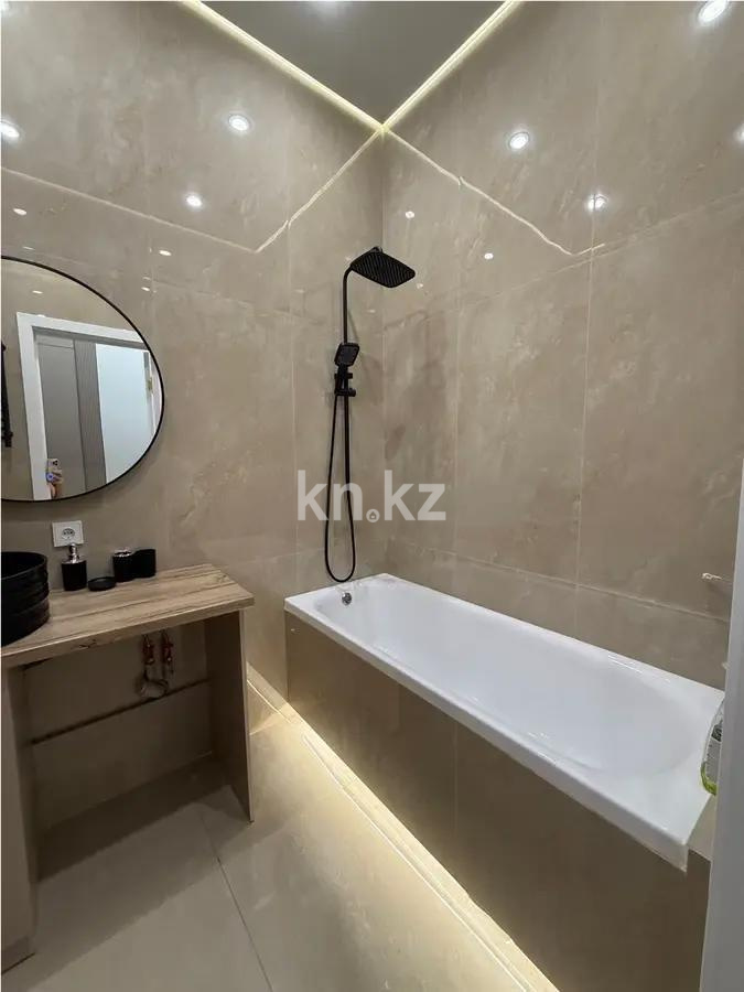 Продажа 2-комнатной квартиры, 51.2 м², ул. Жандосова, дом  108/1 в Алматы - фото 6