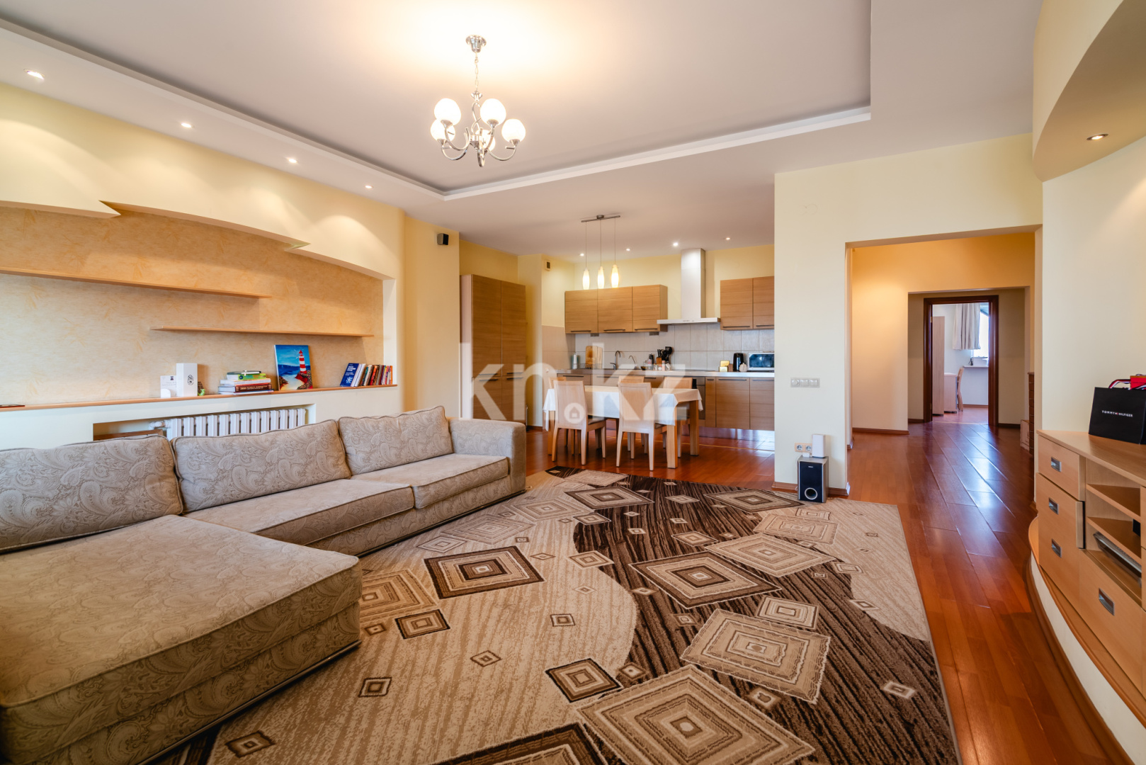 Продажа 3-комнатной квартиры, 112 м², ул. Сатпаева, дом  9Б - Сейфуллина в Алматы - фото 3