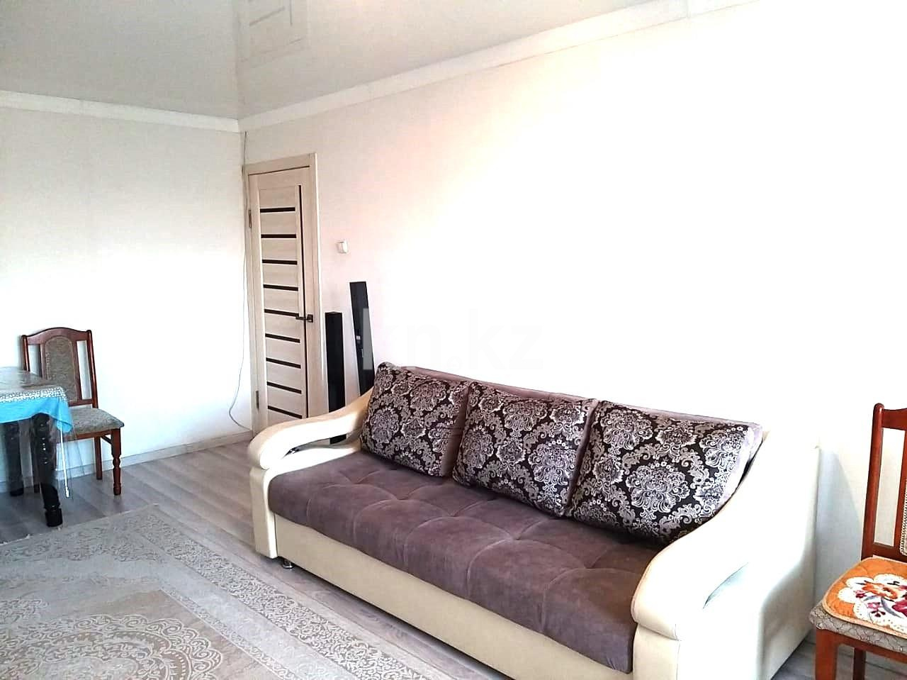 Продажа 3-комнатной квартиры, 56 м², мкр-н 12 в Караганде - фото 3