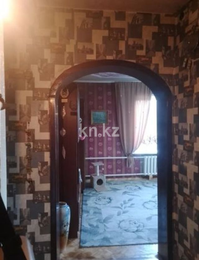 Продажа 3-комнатной квартиры, 67.3 м², Центральная, дом  24 - Продажа  трехкомнатных квартир в Шахтинске фото 1 из 15