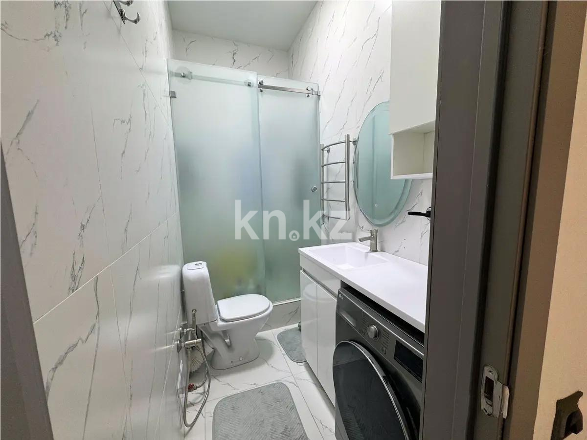 Продажа 3-комнатной квартиры, 53 м², ул. Жана, дом  21д/2 в Алматы - фото 2