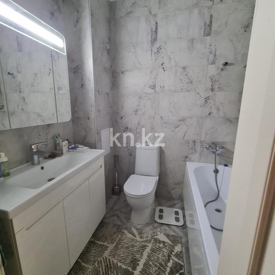 Аренда 1-комнатной квартиры посуточно, 43 м², пр. Сарыарка, дом  5/1 - ул. Шевченко - Аренда  однокомнатных квартир посуточно в Астане без посредников с фото фото 2 из 2