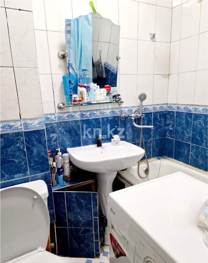 Продажа 3-комнатной квартиры, 58 м², мкр-н 6, дом  43 в Алматы - фото 3