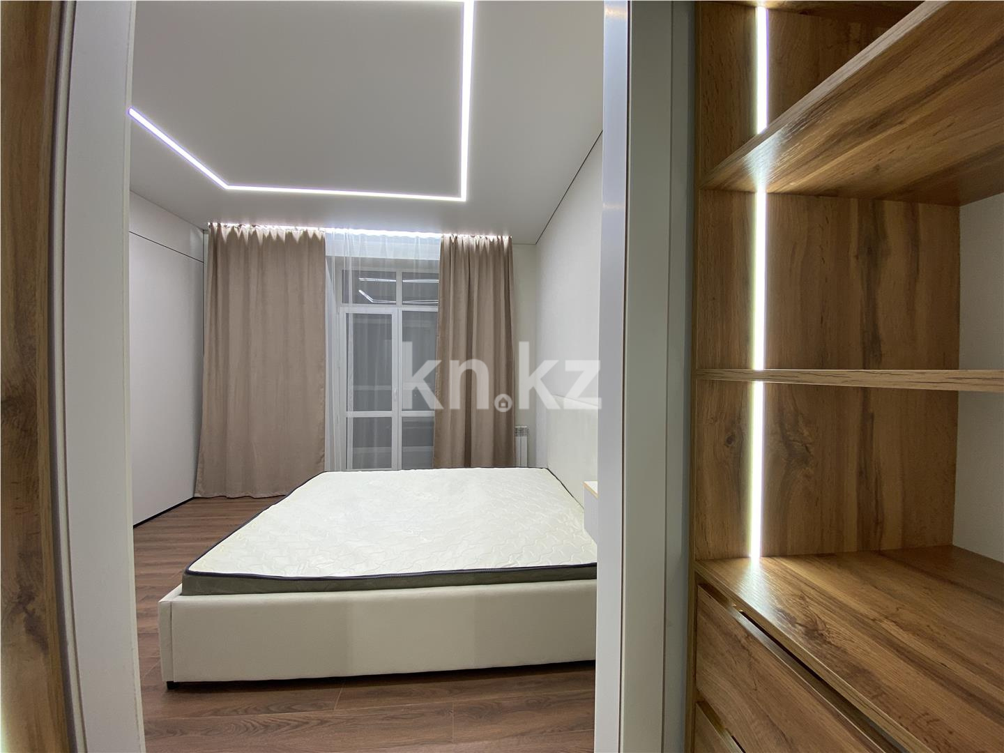 Продажа 3-комнатной квартиры, 77 м², ул. Букетова, дом  3/3 в Караганде - фото 9