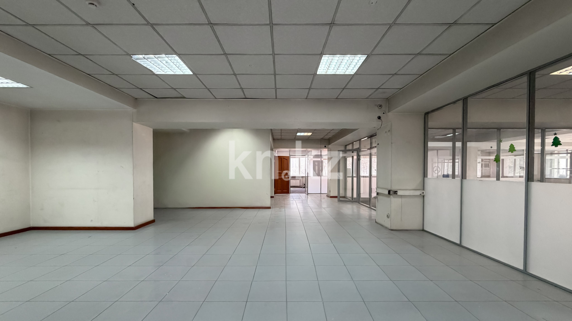 Аренда здания, 911 м² - Аренда зданий в Казахстане фото 32 из 40