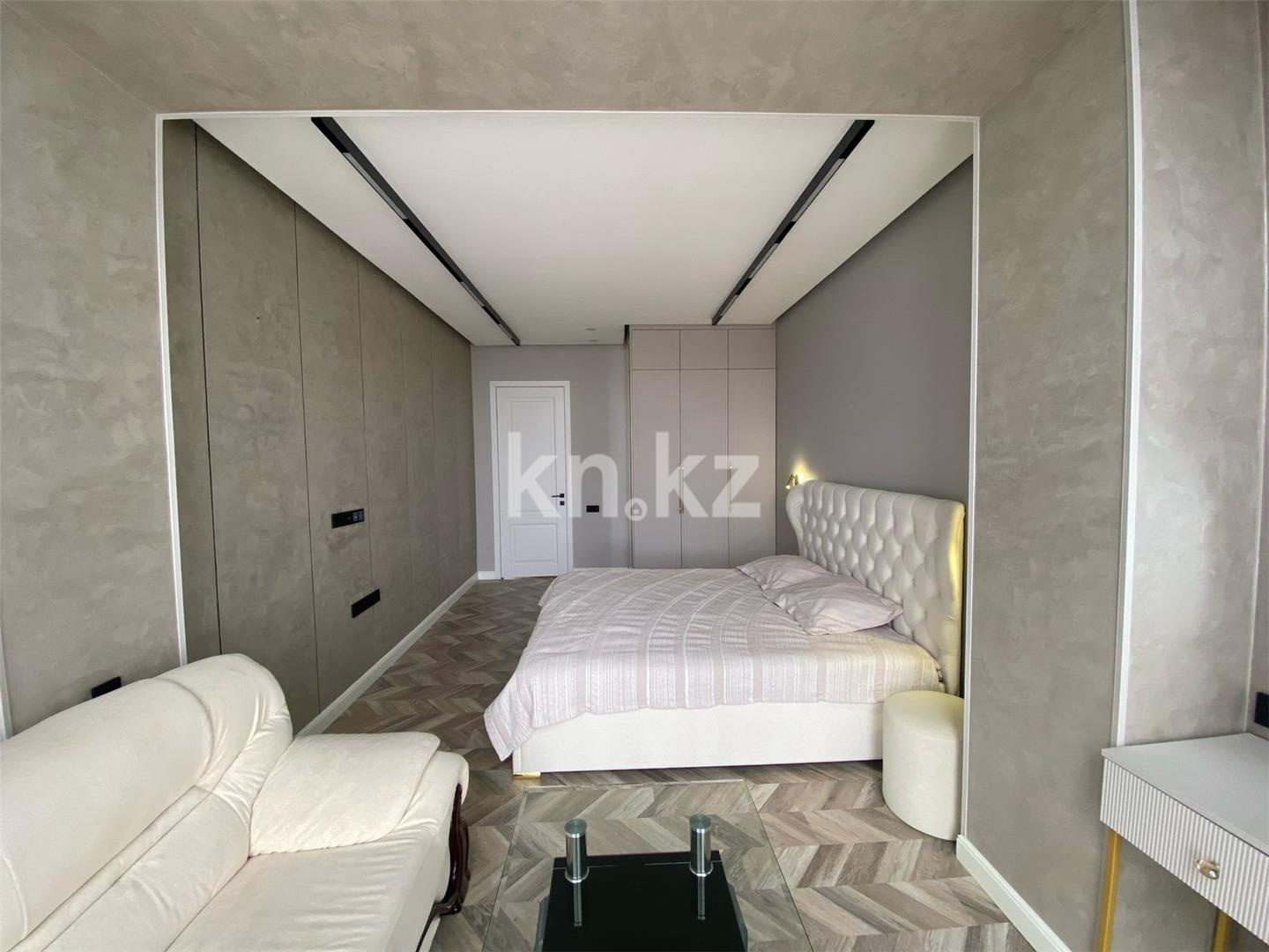Продажа 3-комнатной квартиры, 102.4 м², пр. Кабанбай батыра в Астане - фото 3