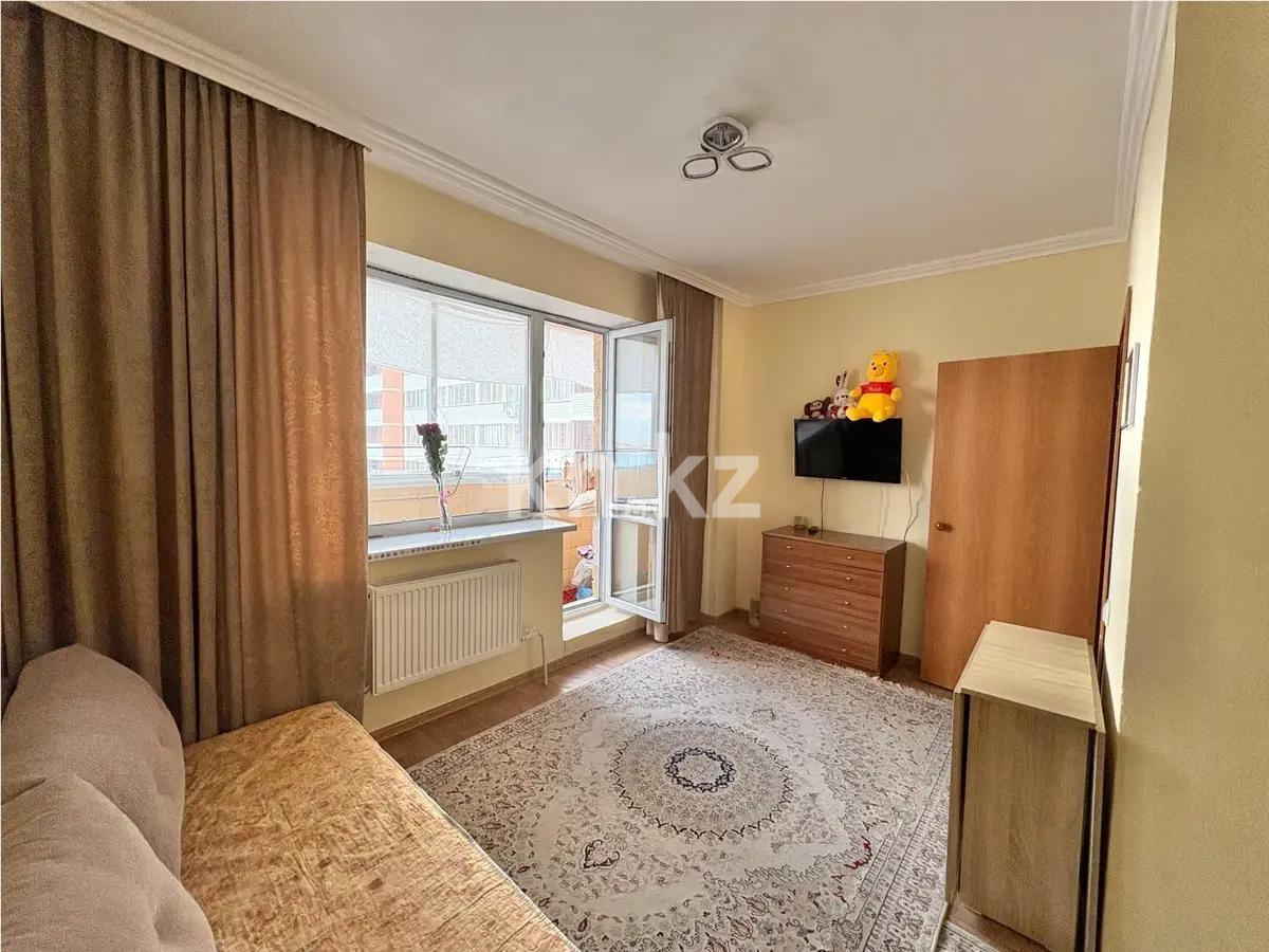 Продажа 1-комнатной квартиры, 37 м², ул. Момышулы, дом  24 - Продажа  однокомнатных квартир в Караганде с фото фото 1 из 4