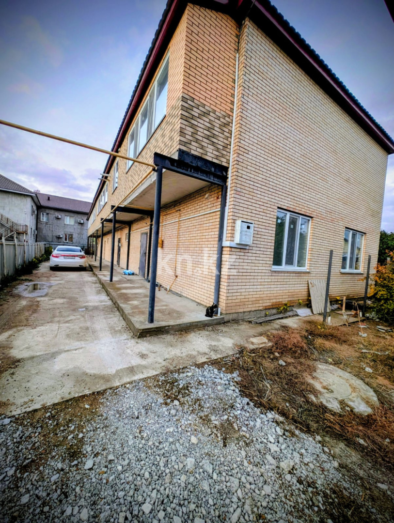 Продажа 4-комнатной квартиры, 135 м², ул. Скоробогатова, дом  108 - Продажа жилой и коммерческой недвижимости в Уральске фото 2 из 28