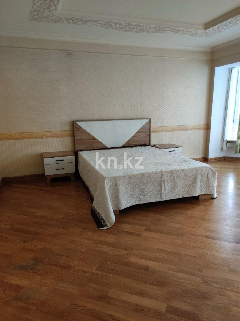 Аренда 3-комнатной квартиры, 175 м² - Аренда трехкомнатных квартир помесячно в Казахстане фото 1 из 21