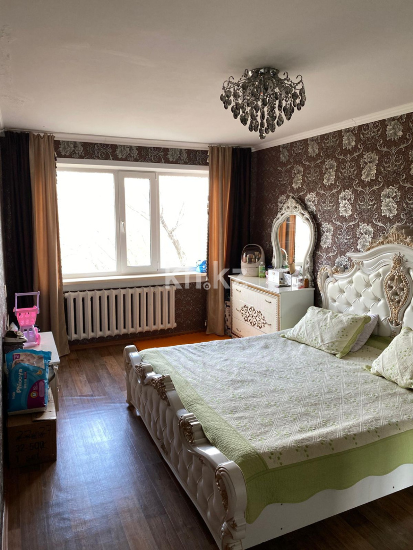 Продажа 3-комнатной квартиры, 62 м², мкр-н 17, дом  57 в Караганде - фото 4