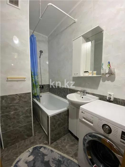 Продажа 2-комнатной квартиры, 56 м², ул. Кумисбекова, дом  6 в Астане - фото 4