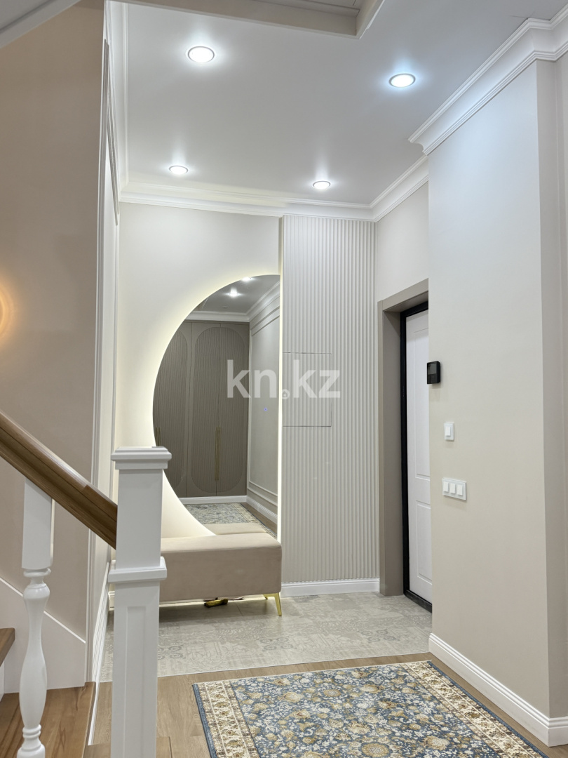 Продажа 4-комнатной квартиры, 145 м² в Астане