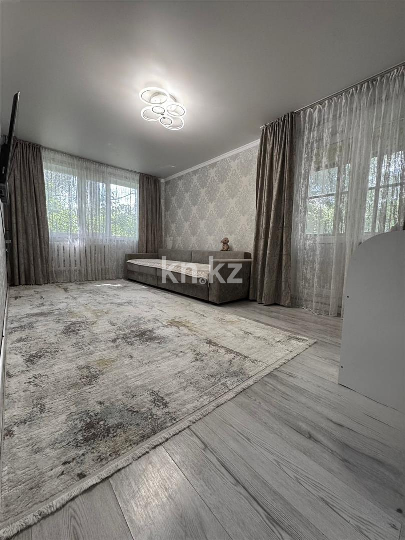 Продажа 2-комнатной квартиры, 47 м², ул. Ержанова - Продажа квартир в Караганде фото 1 из 14