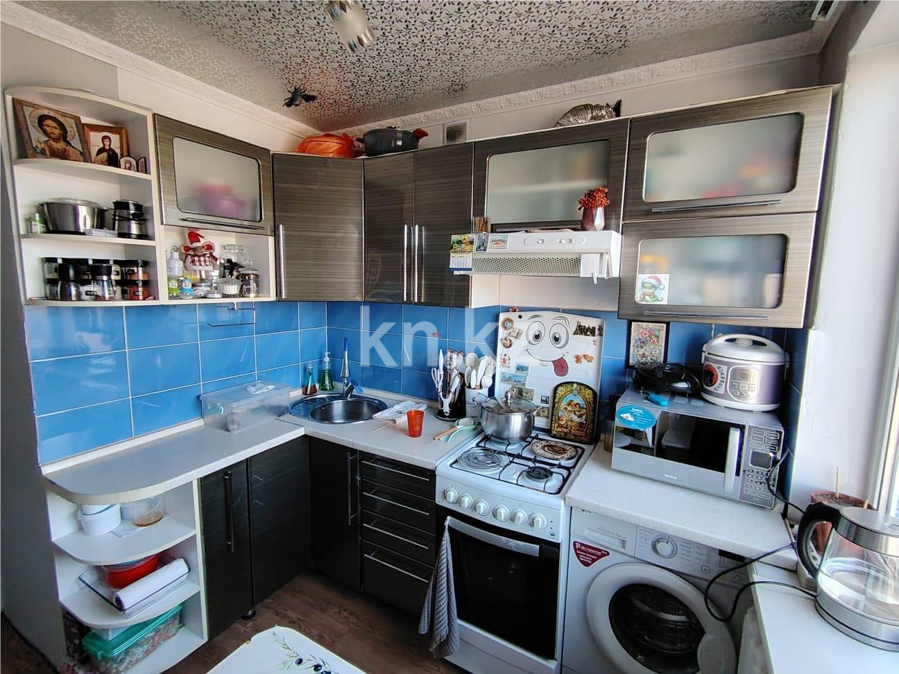 Продажа 3-комнатной квартиры, 62 м², мкр-н 22 - Продажа квартир в Караганде фото 20 из 26