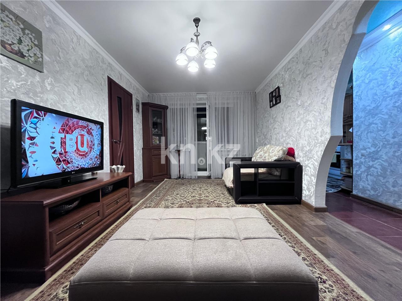 Продажа 2-комнатной квартиры, 45 м², ул. Ержанова, дом  63 - Продажа  двухкомнатных квартир в Караганде фото 1 из 14