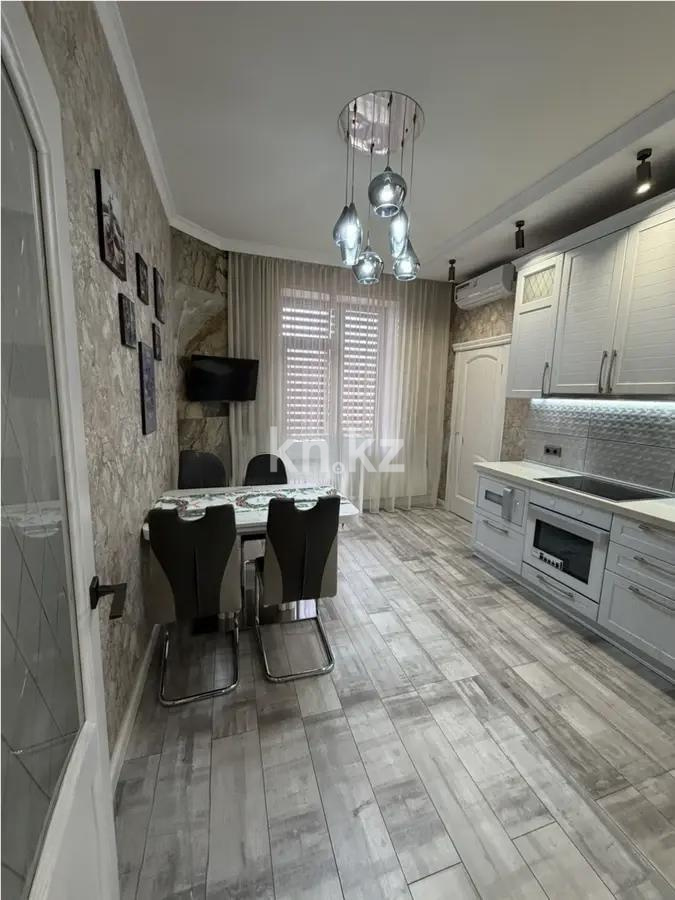 Продажа 3-комнатной квартиры, 92 м² - Продажа трехкомнатных квартир в кирпичном доме в Караганде - страница 3 фото 5 из 7