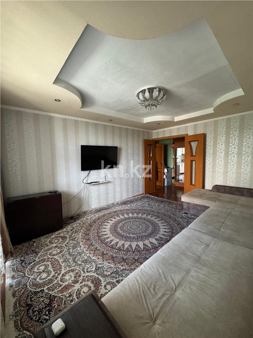 Продажа 3-комнатной квартиры, 64 м², мкр-н Орбита-1 - Продажа  трехкомнатных квартир в Караганде фото 2 из 15