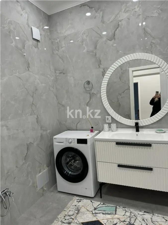 Продажа 2-комнатной квартиры, 72.5 м² в Алматы - фото 4