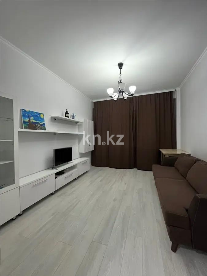 Продажа 1-комнатной квартиры, 42 м², мкр-н Мамыр-3, дом  17/1 - Продажа квартир в Алматы фото 1 из 5