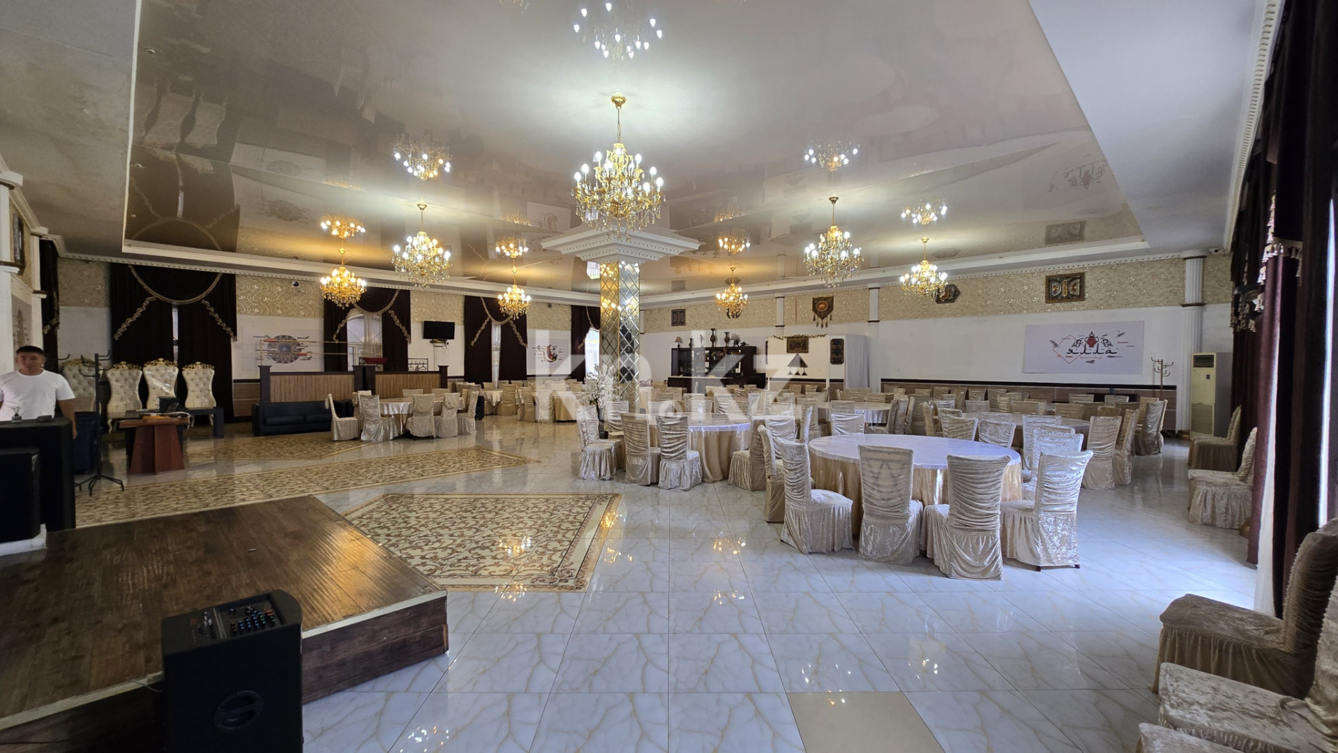 Продажа , 980.6 м², ул. Жамакаева, дом  220 - Продажа зданий в Алматы фото 10 из 27