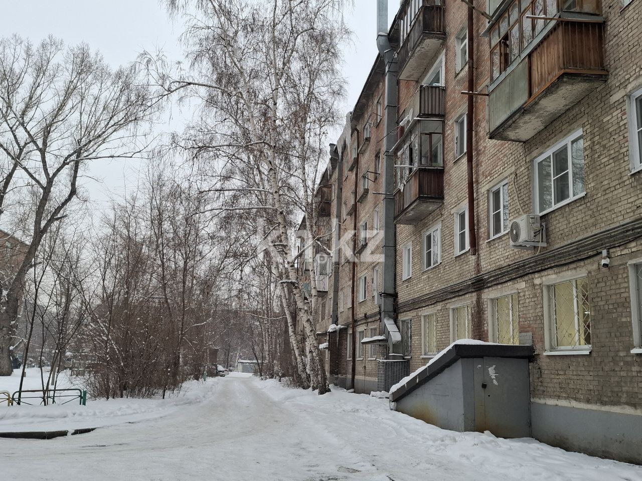 Продажа 3-комнатной квартиры, 57 м², пр. Назарбаева, дом  34 - Продажа жилой и коммерческой недвижимости в Усть-Каменогорске фото 11 из 11