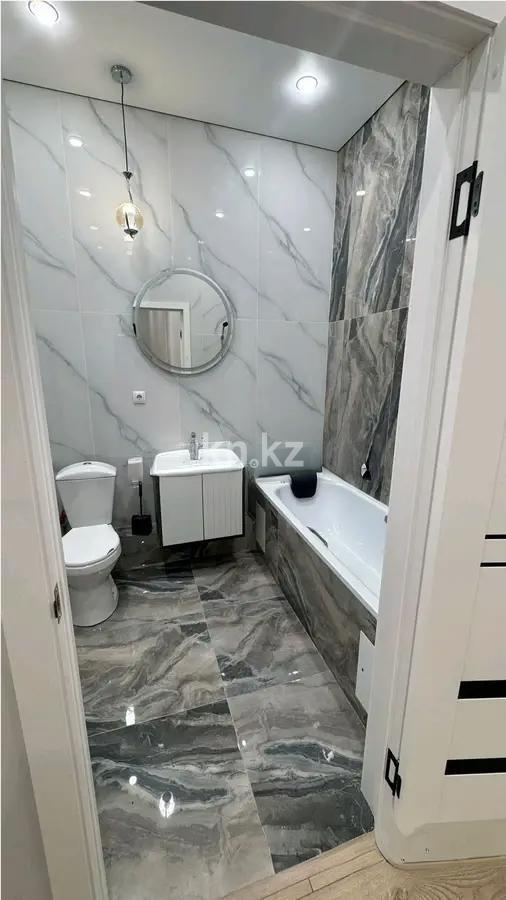 Продажа 2-комнатной квартиры, 45 м², ул. Момышулы, дом  5/3 в Алматы - фото 3