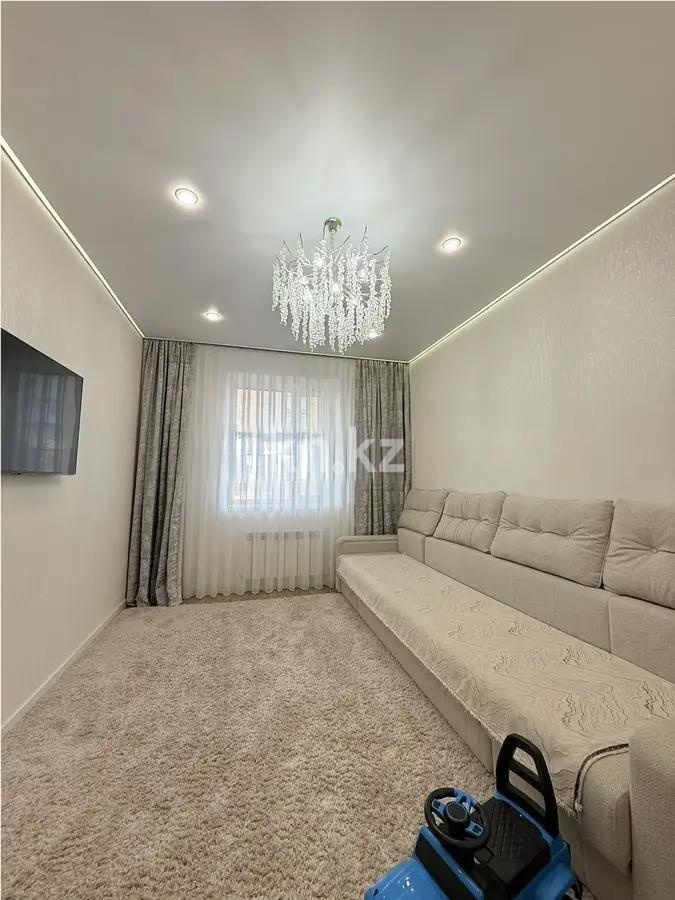 Продажа 3-комнатной квартиры, 76 м² - Продажа трехкомнатных квартир от собственников в Караганде - страница 3 фото 1 из 8