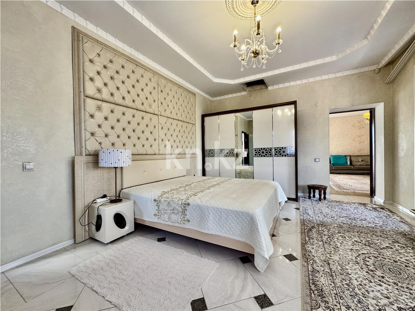 Продажа 6-комнатного дома, 417.7 м², ул. Ермекова в Караганде - фото 40