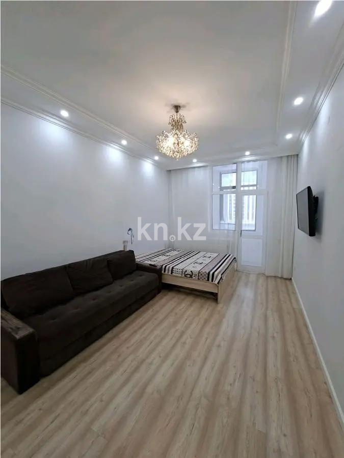 Продажа 1-комнатной квартиры, 39.3 м², пр. Кабанбай батыра, дом  49а - Продажа квартир в Казахстане фото 1 из 6