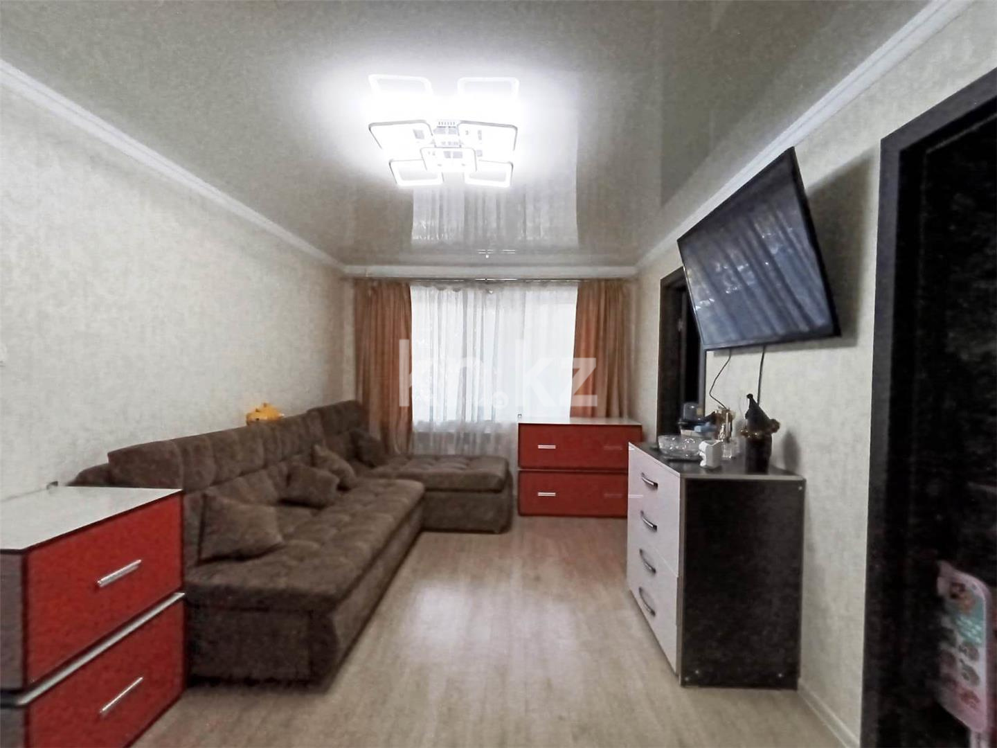 Продажа 3-комнатной квартиры, 48 м², мкр-н 17, дом  55 в Караганде - фото 5