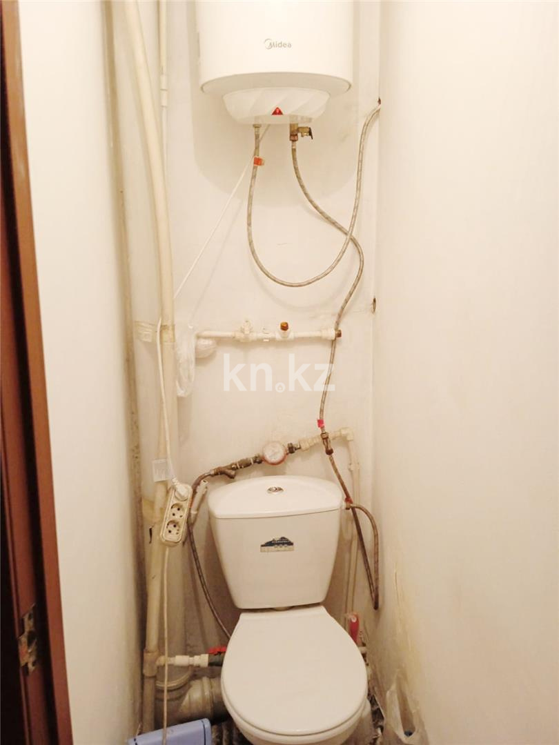 Продажа 2-комнатной квартиры, 47 м², мкр-н 16 в Караганде - фото 10