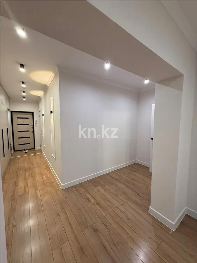 Продажа 2-комнатной квартиры, 56 м², мкр-н 12, дом  26 в Алматы - фото 4