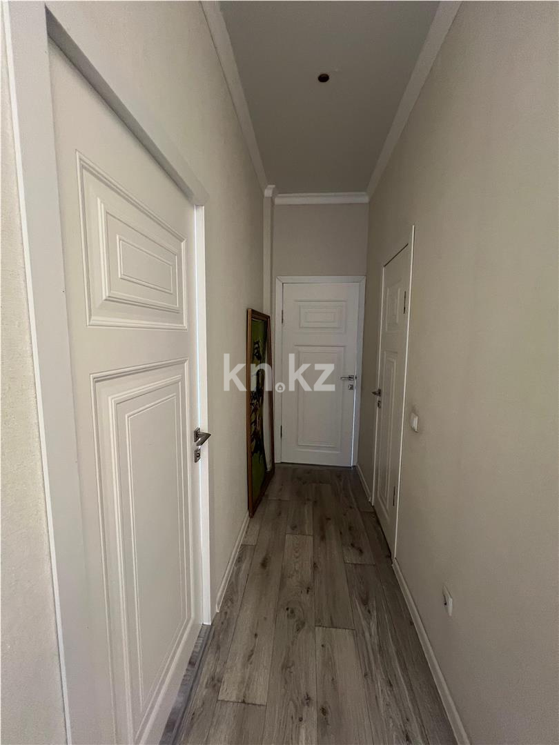 Продажа 3-комнатной квартиры, 67 м², ул. Дюсембекова - Продажа  трехкомнатных квартир в Караганде фото 12 из 15