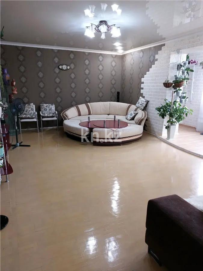 Продажа 3-комнатной квартиры, 138 м², пр. Богенбай батыра, дом  36 - Продажа квартир в Казахстане фото 1 из 5