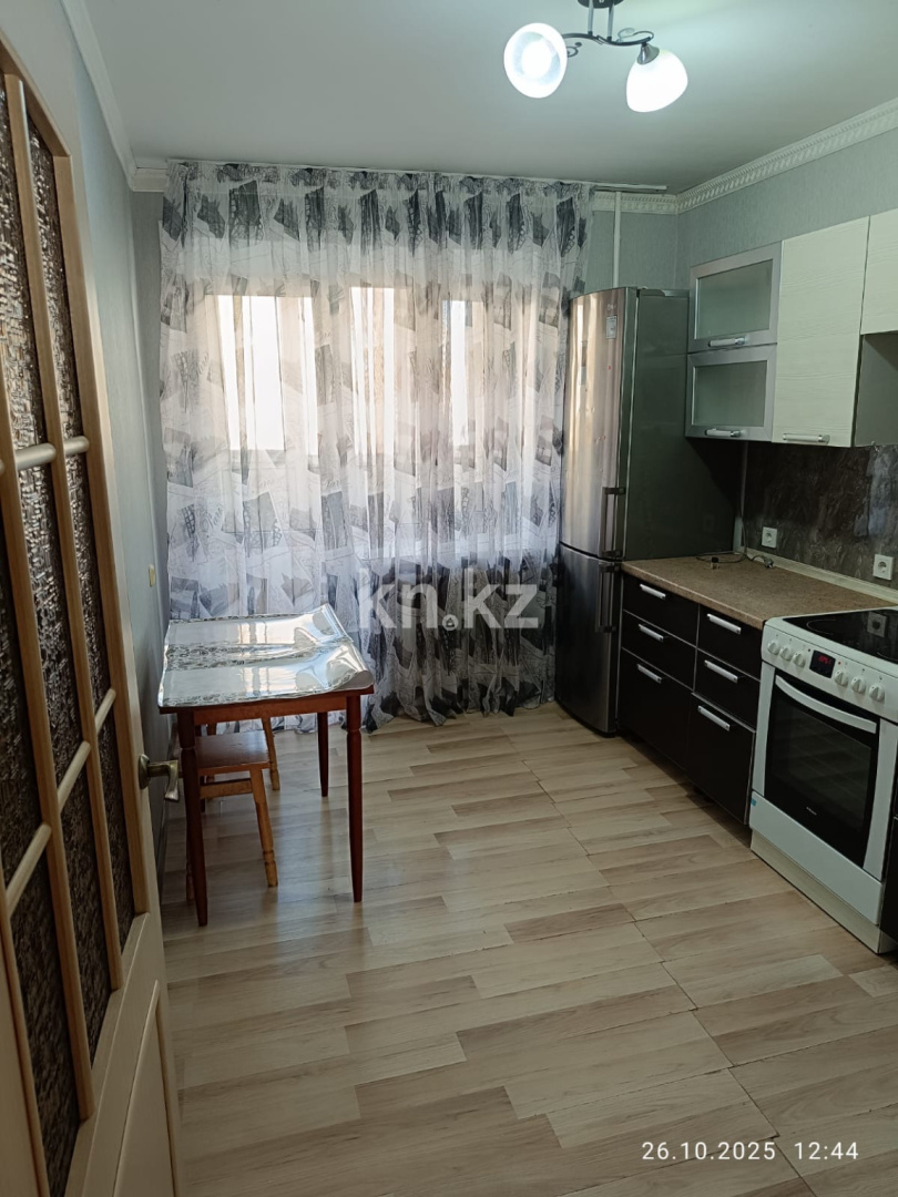 Аренда 2-комнатной квартиры, 55 м², ул. Косшыгулулы, дом  19 - Аренда жилой и коммерческой недвижимости в Астане фото 1 из 11