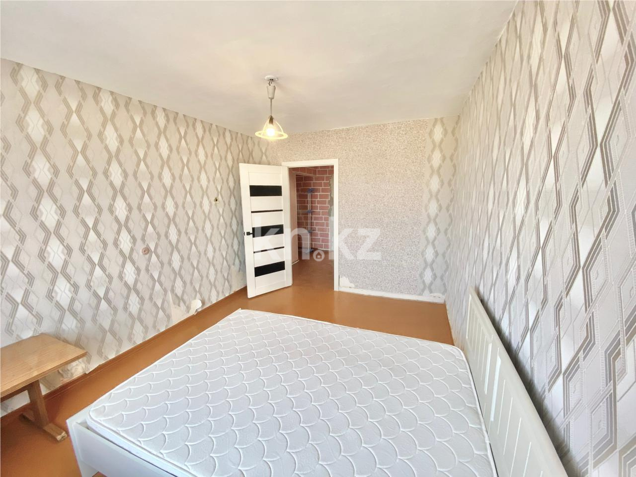 Продажа 3-комнатной квартиры, 68 м², мкр-н Восток-1, дом  16 - Продажа  трехкомнатных квартир в Караганде фото 2 из 16