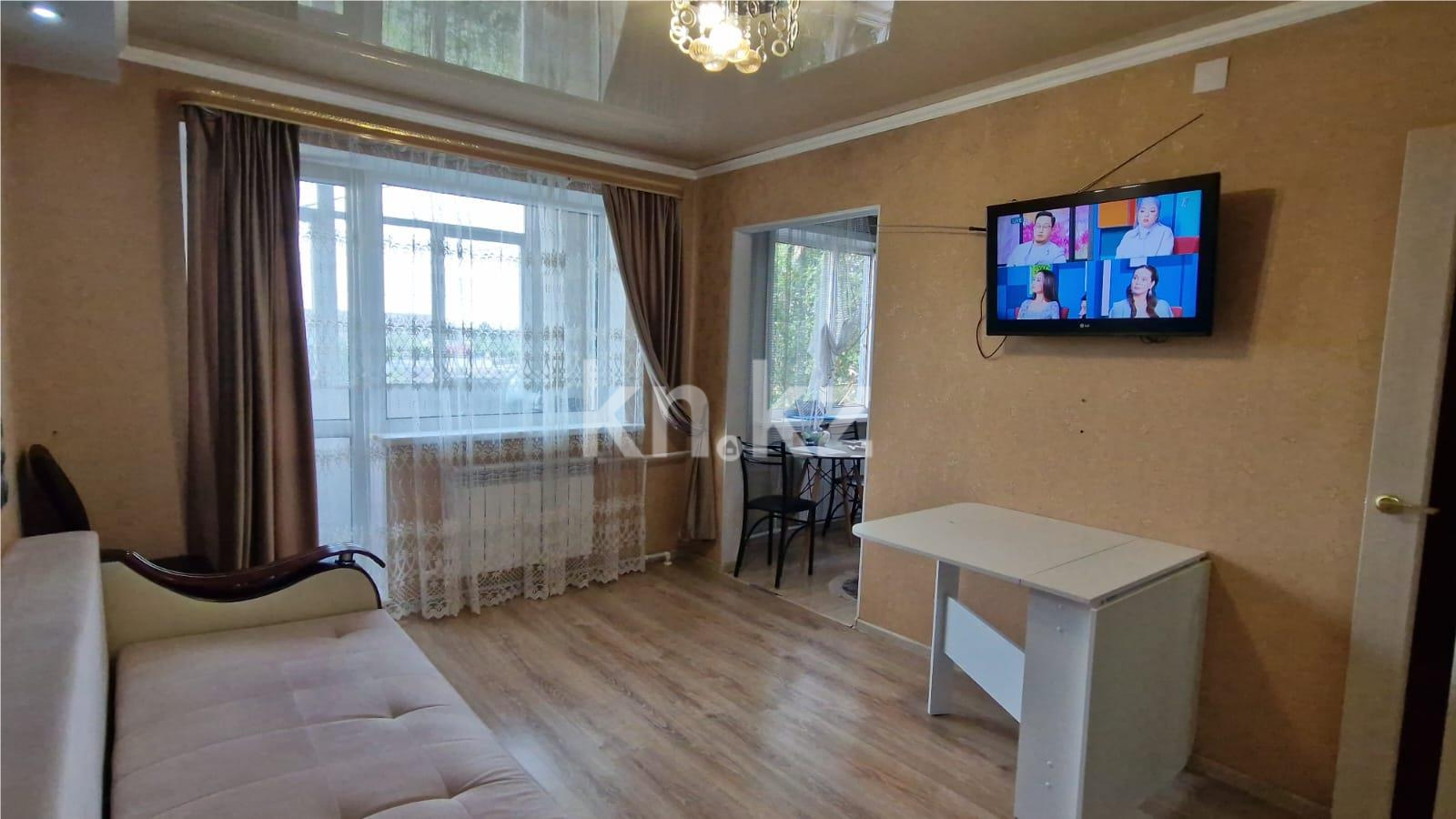Продажа 3-комнатной квартиры, 48 м², мкр-н 18 - Продажа квартир в Караганде фото 1 из 17