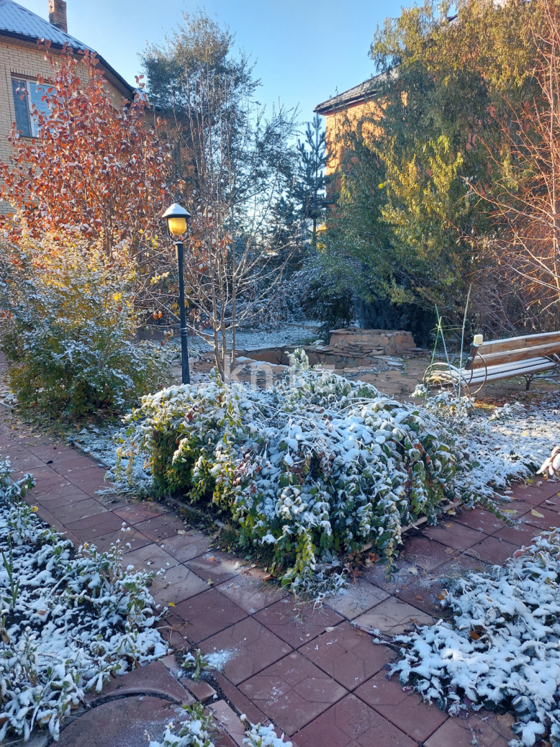 Продажа 5-комнатного дома, 385 м², мкр-н Городской аэропорт - Продажа домов и коттеджей в Караганде без посредников фото 4 из 10