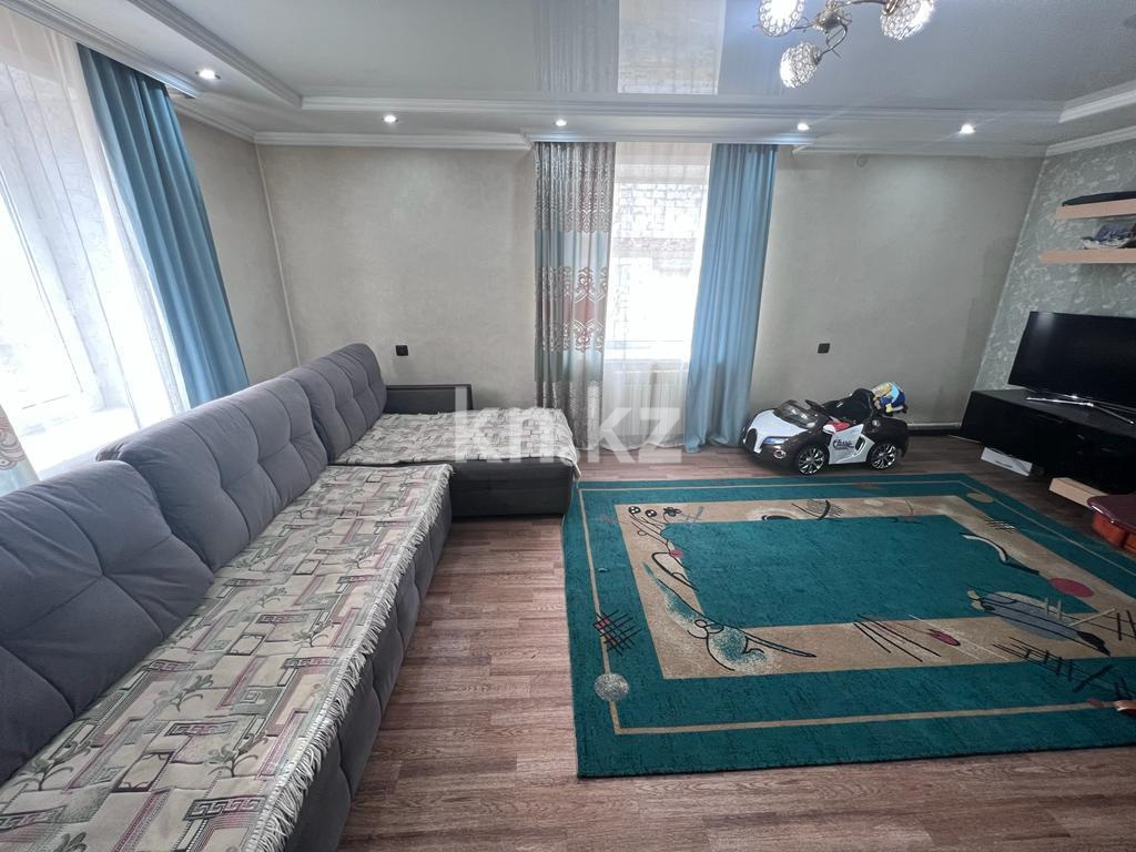 Продажа 4-комнатного дома, 208 м², ул. Карибжанова - Продажа домов, коттеджей в Казахстане фото 1 из 15