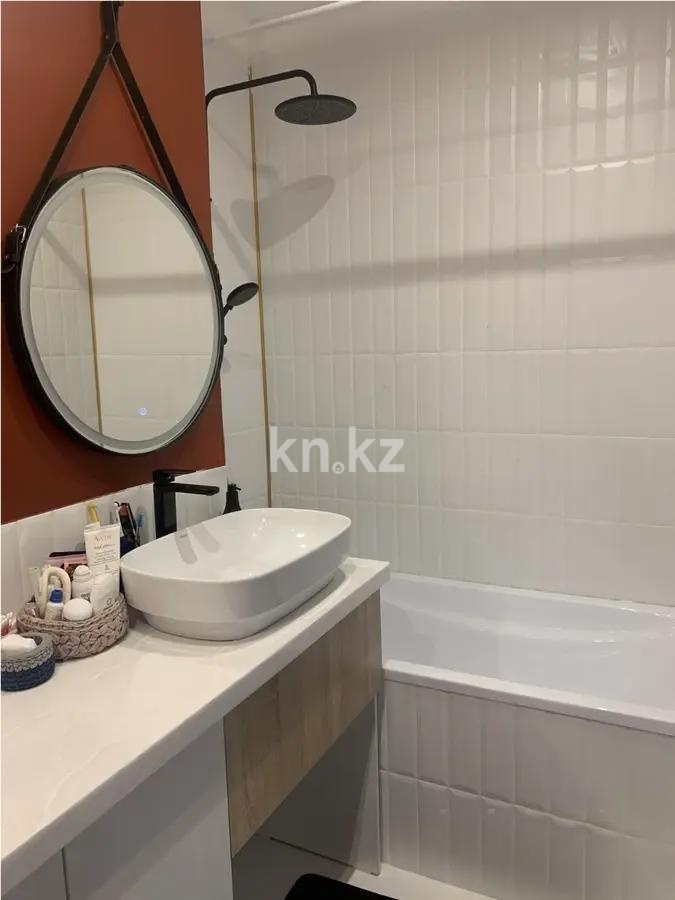 Продажа 4-комнатной квартиры, 83.9 м² в Алматы - фото 8