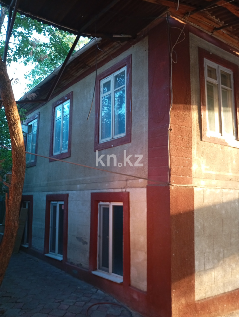 Продажа 8-комнатного дома, 200 м² - Продажа офисных и торговых помещений в Таразе фото 1 из 5