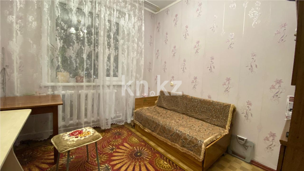 Продажа 3-комнатной квартиры, 63 м², мкр-н Гульдер-1 - Продажа квартир в Караганде фото 5 из 13