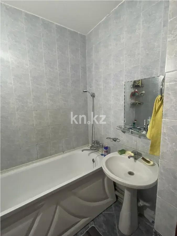 Продажа 2-комнатной квартиры, 64 м², пр. Абылай хана, дом  51 в Астане - фото 5