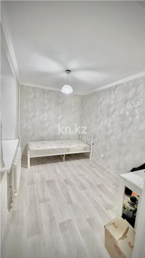 Продажа 3-комнатной квартиры, 52.3 м², ул. Жандосова, дом  178 в Алматы - фото 3