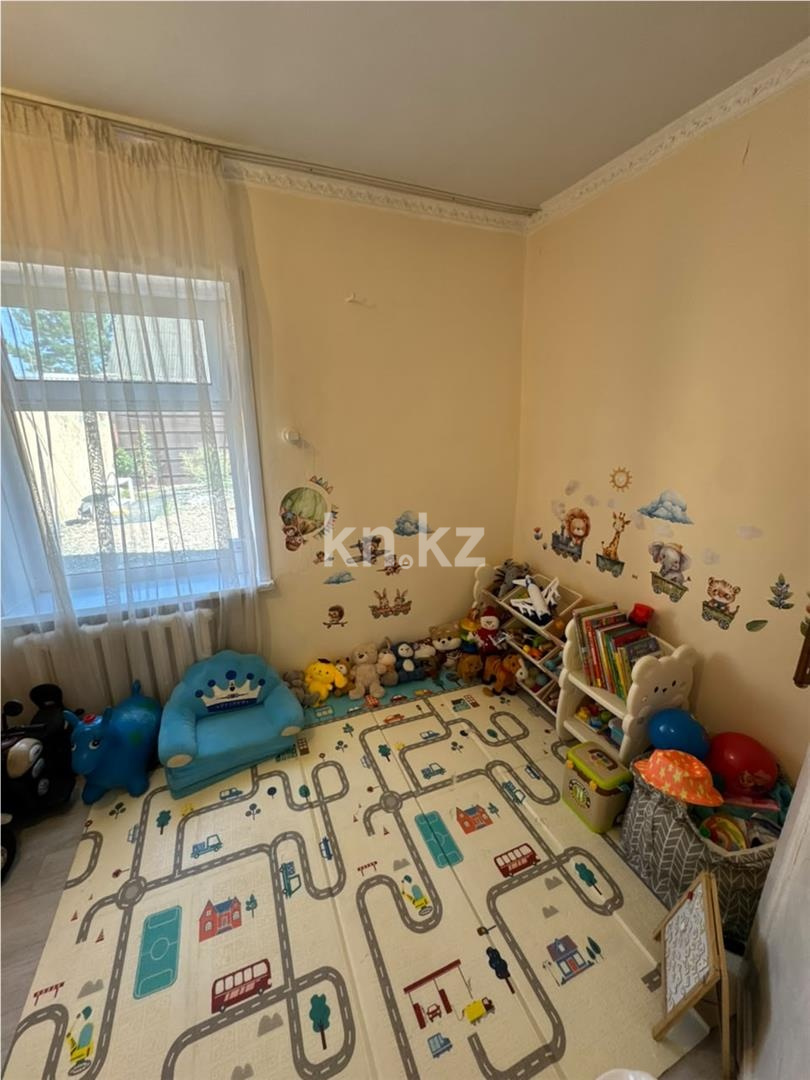 Продажа 4-комнатного дома, 72 м² - Продажа домов, коттеджей в Караганде - страница 2 фото 8 из 15