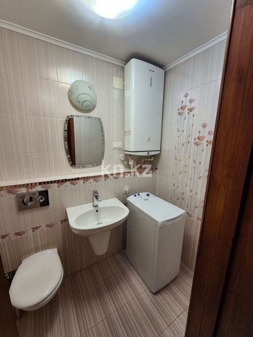 Продажа 4-комнатной квартиры, 85 м² - Продажа четырехкомнатных квартир на Юго-Востоке Караганды фото 20 из 25