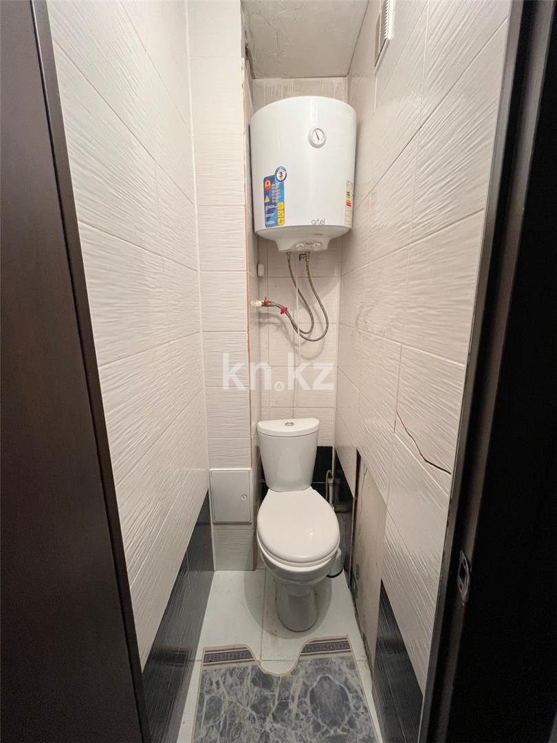 Продажа 3-комнатной квартиры, 67 м², мкр-н 15 в Караганде - фото 10