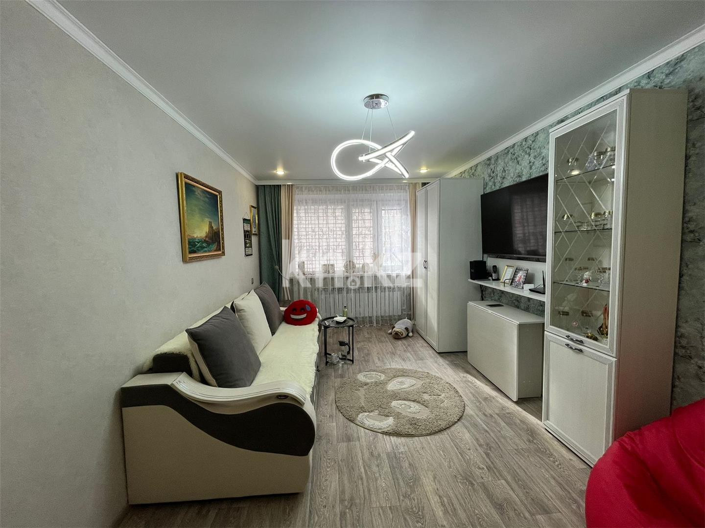 Продажа 2-комнатной квартиры, 43 м², ул. Муканова - Продажа  двухкомнатных квартир в Караганде фото 1 из 19