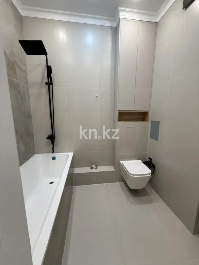 Продажа 3-комнатной квартиры, 68 м², ул. Е-15, дом  13 в Астане - фото 4